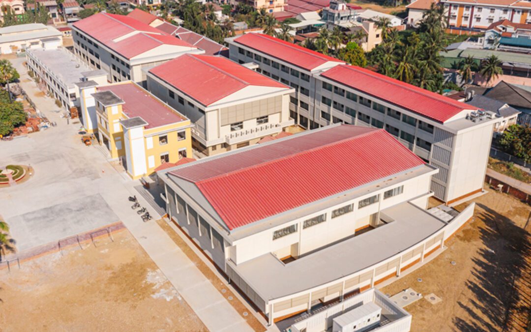 TEACHER SCHOOL BATTAMBANG